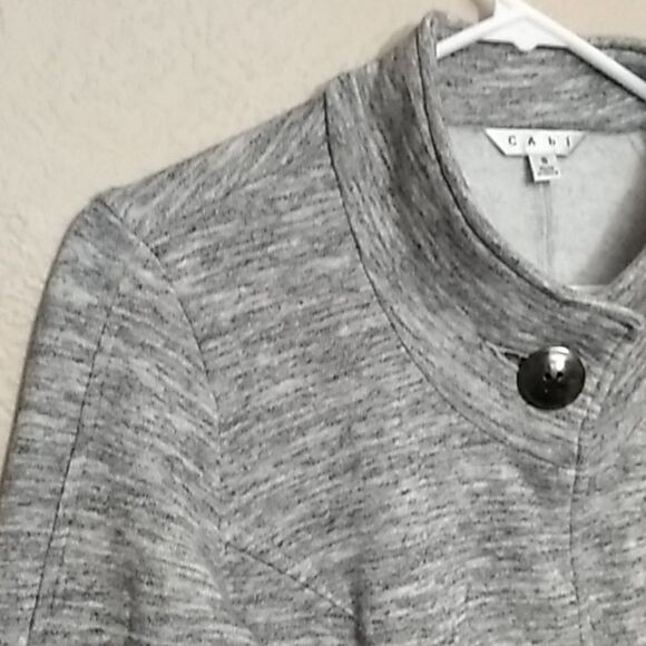 Cabi Jacket, Gray Sweatshirt Style Button Front Jacket - S - Picture 6 of 8